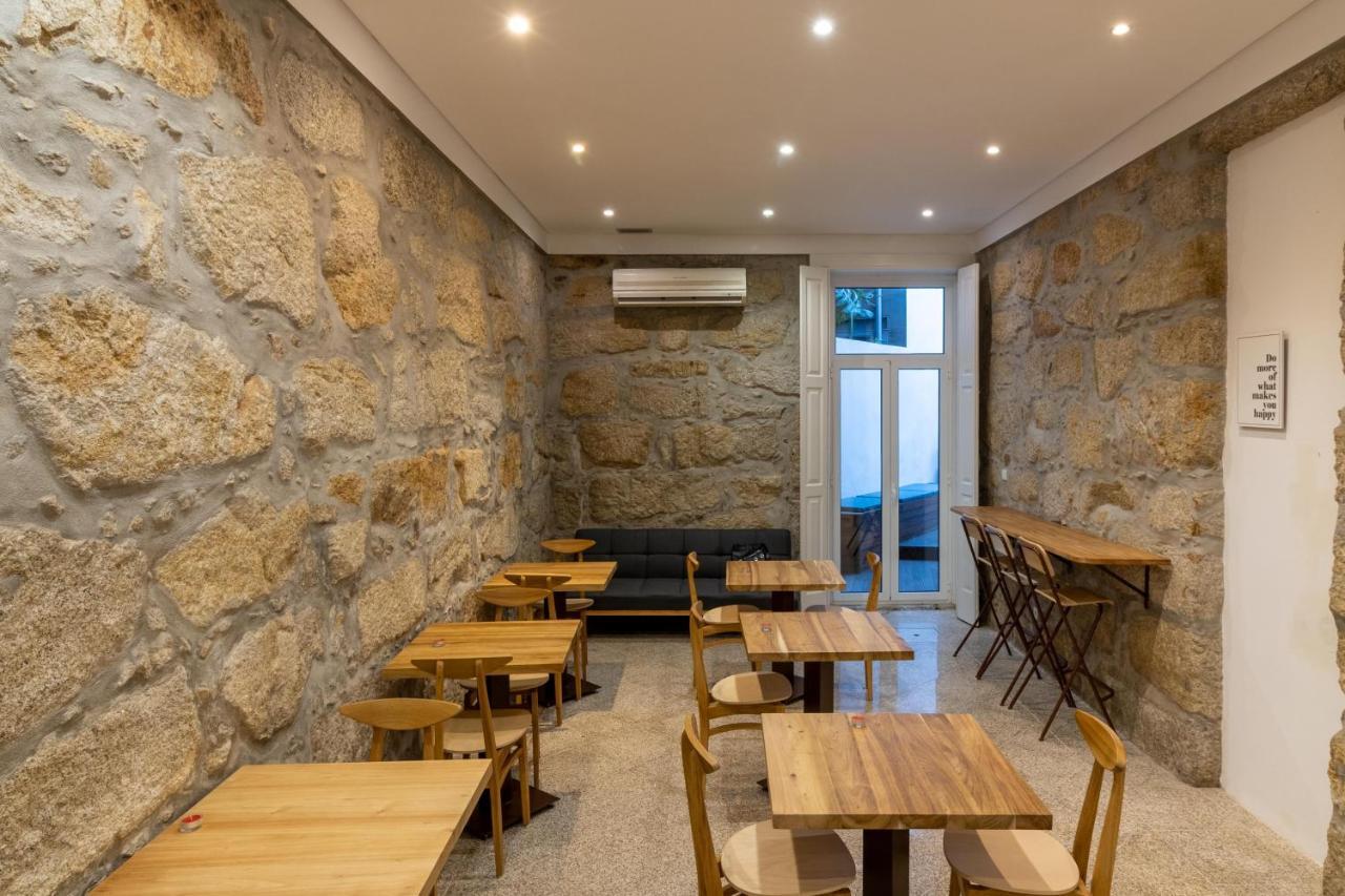 Aduquesa - Guesthouse ปอร์โต ภายนอก รูปภาพ